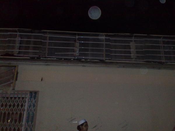 :	20091002065.jpg
: 153
:	20.9 